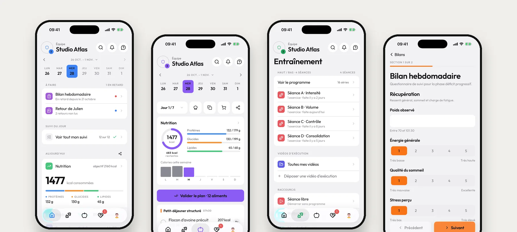 Quatre écrans de l'app client (accueil, nutrition, entraînement, bilan), chacun à une couleur de coach différente